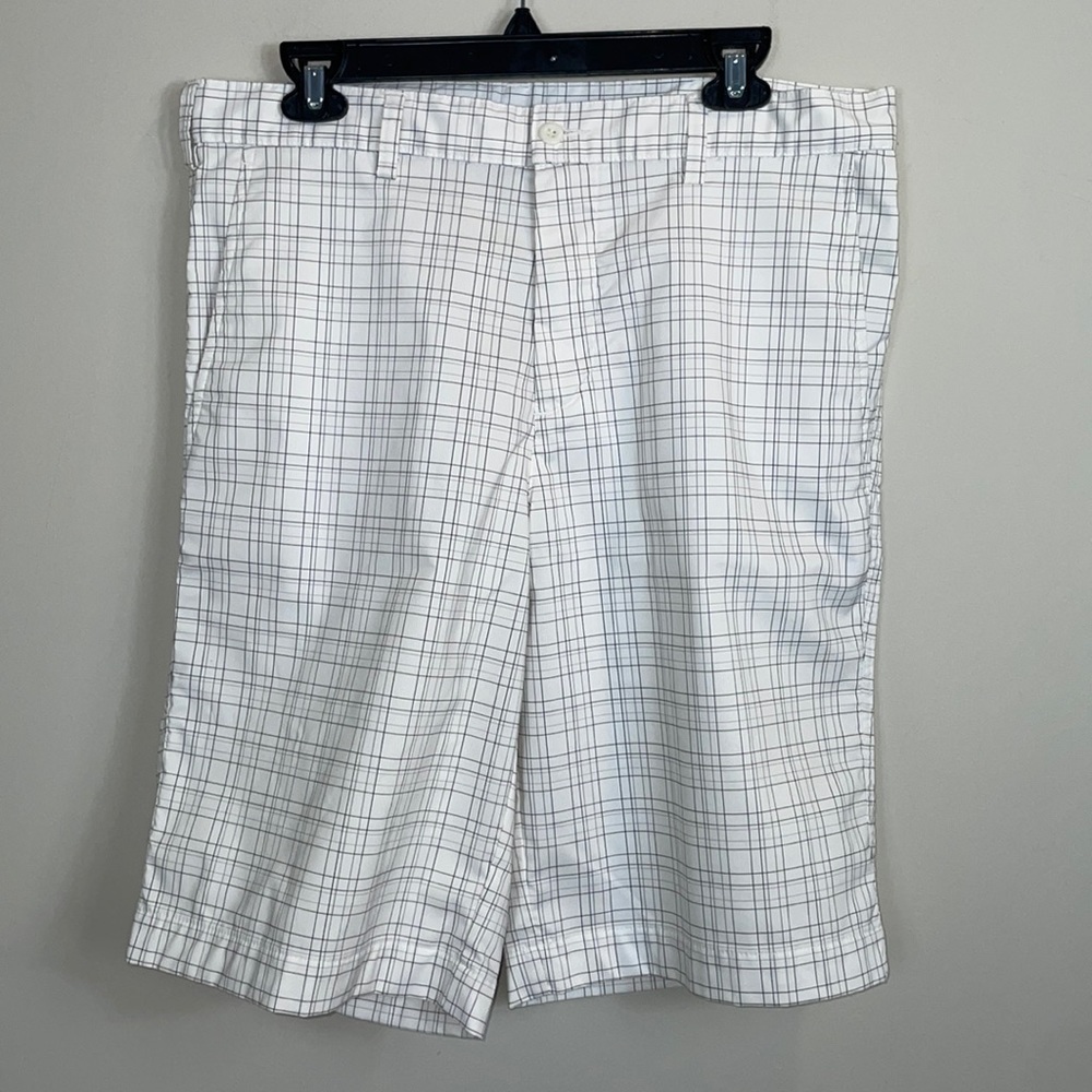 Snake Eyes Dry-18 performance Golf shorts Men size 32